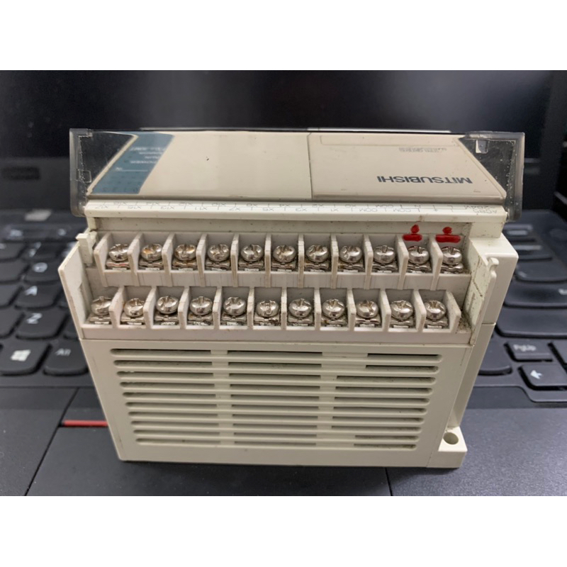 Bộ điều khiển lập trình PLC Mitsubishi FX1S-30MT-001  đã qua sử dụng