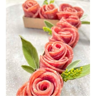 SALAMI HEO NGA 300G (xúc xích khô ăn liền)