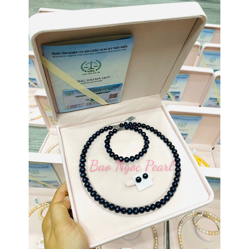 Bộ trang sức quà tặng 8ly màu Xanh lông công, gồm Vòng cổ, Vòng tay, Bông tai, Hộp, Phiếu kiểm định