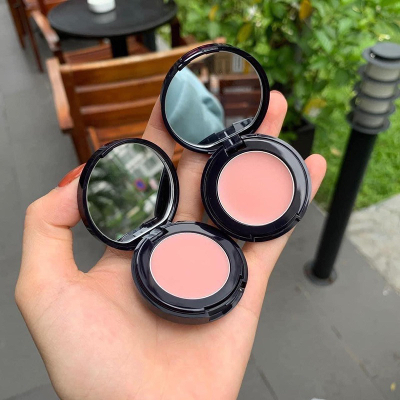 Son dưỡng estee có gương