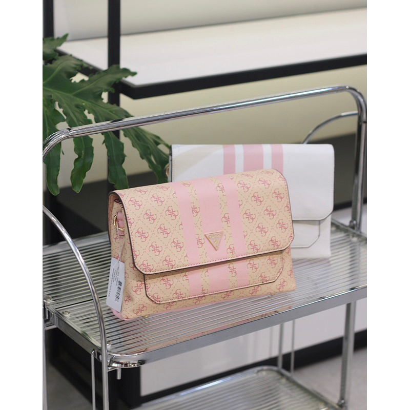 Túi guess đeo chéo nữ mẫu mới