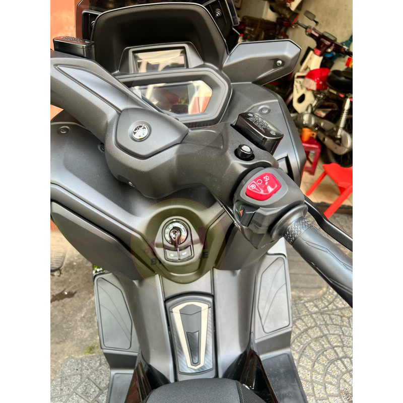 Cao su chống trầy Hayaidesu ốp nắp xăng XMAX300 2022 - 2023