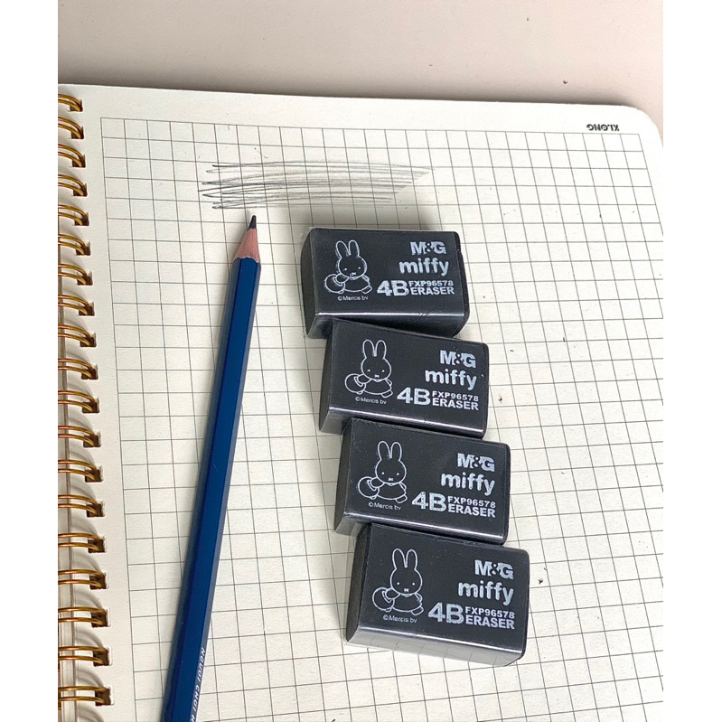 Gôm Màu Đen Hình Thỏ Xinh Xắn MG Tẩy Sạch