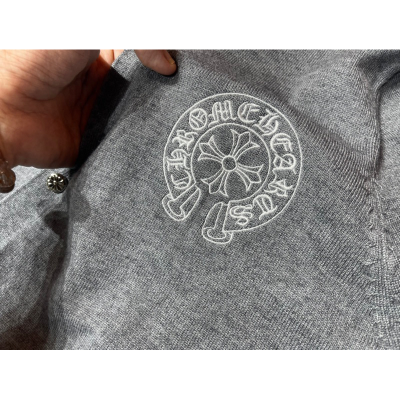 Áo Len Cardigan Chrrome Hearrts siêu hot Cao Cấp Logo thêu Khuy Kim Loại