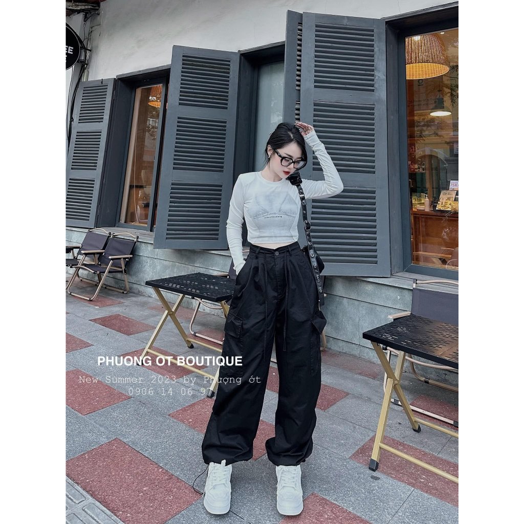 Set Bộ 2 Món: Áo Thun Trắng Croptop Dài Tay Họa Tiết Hình Siêu Hot + Quần Suông Túi Hộp Cá Tính, Xinh Xắn