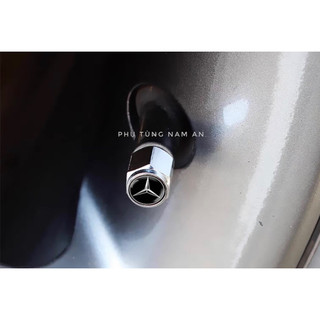 Nắp van xe mercedes