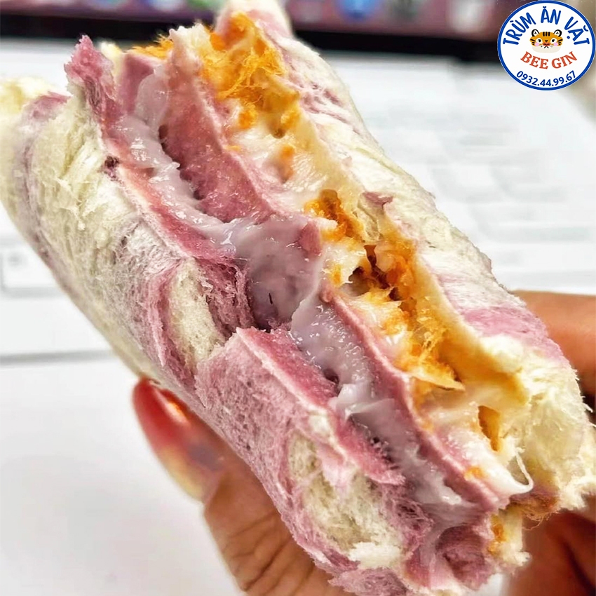 Hộp 6 Bánh Sandwich Tam Giác Lúa Mạch Chà Bông Khoai Mỡ B103 - Ăn Vặt BeeGin