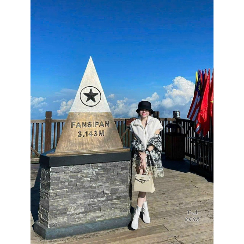 Áo ghi le long prada chuẩn mác xanh  loại 1