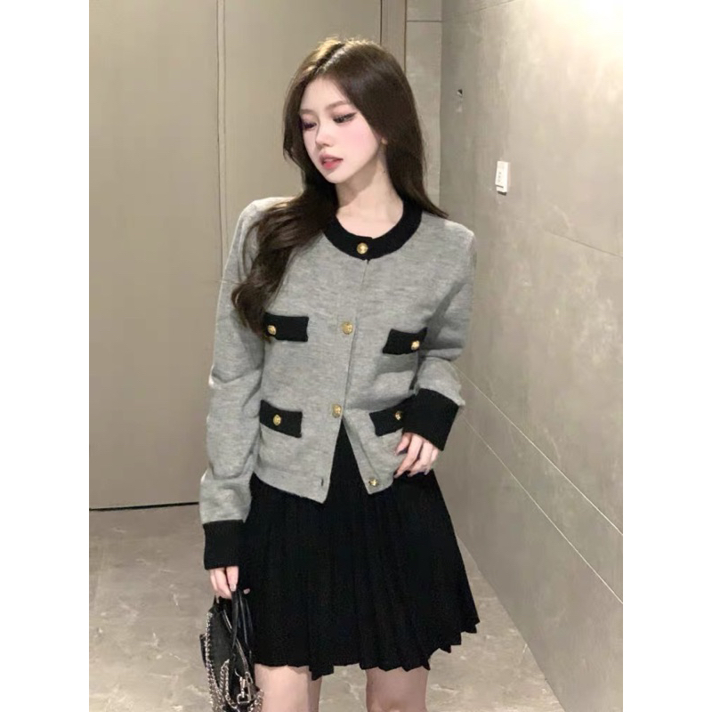 Áo khoác len mềm cổ tròn 4 túi giả basic dễ phối đồ