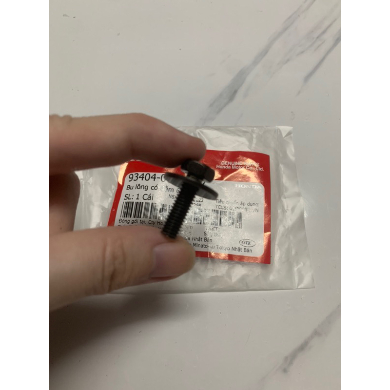 Ốc sàn để chân Honda SH ý - Air Blade 125 150