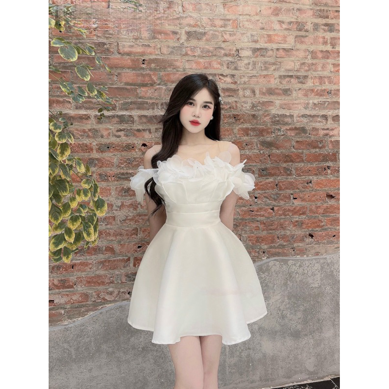 Đầm tiểu thư trễ vai, váy tafta xếp ly ngực đính hoa dáng ngắn có lót dày dặn