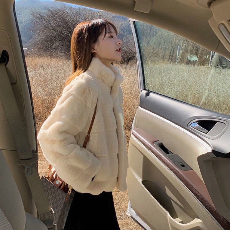 Áo khoác lông nữ