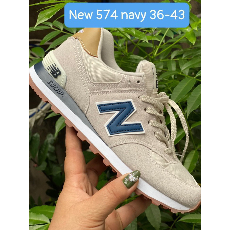 GIẦY THỂ THAO NAM NỮ DA LỘN THIẾT KẾ PHONH CÁCH CÁ TÍNH, TRẺ TRUNG NĂNG ĐỘNG, PHỐI ĐỒ SIÊU ĐẸP.