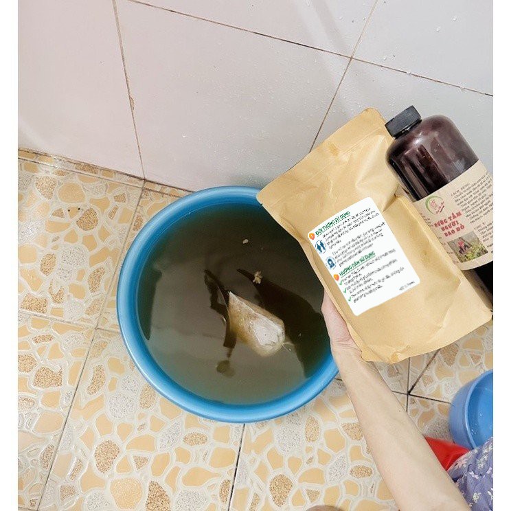 Lá Tắm Dao Đỏ Sau Sinh
