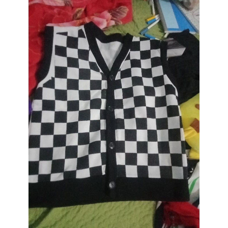 Set croptop cùng chân váy xòe