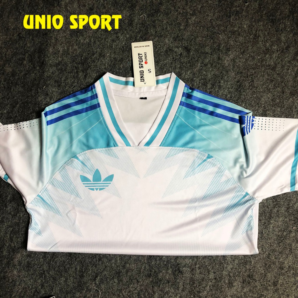 Bộ quần áo bóng đá không logo trắng xanh - in tên số áo theo yêu cầu - hàng thun lạnh cao cấp