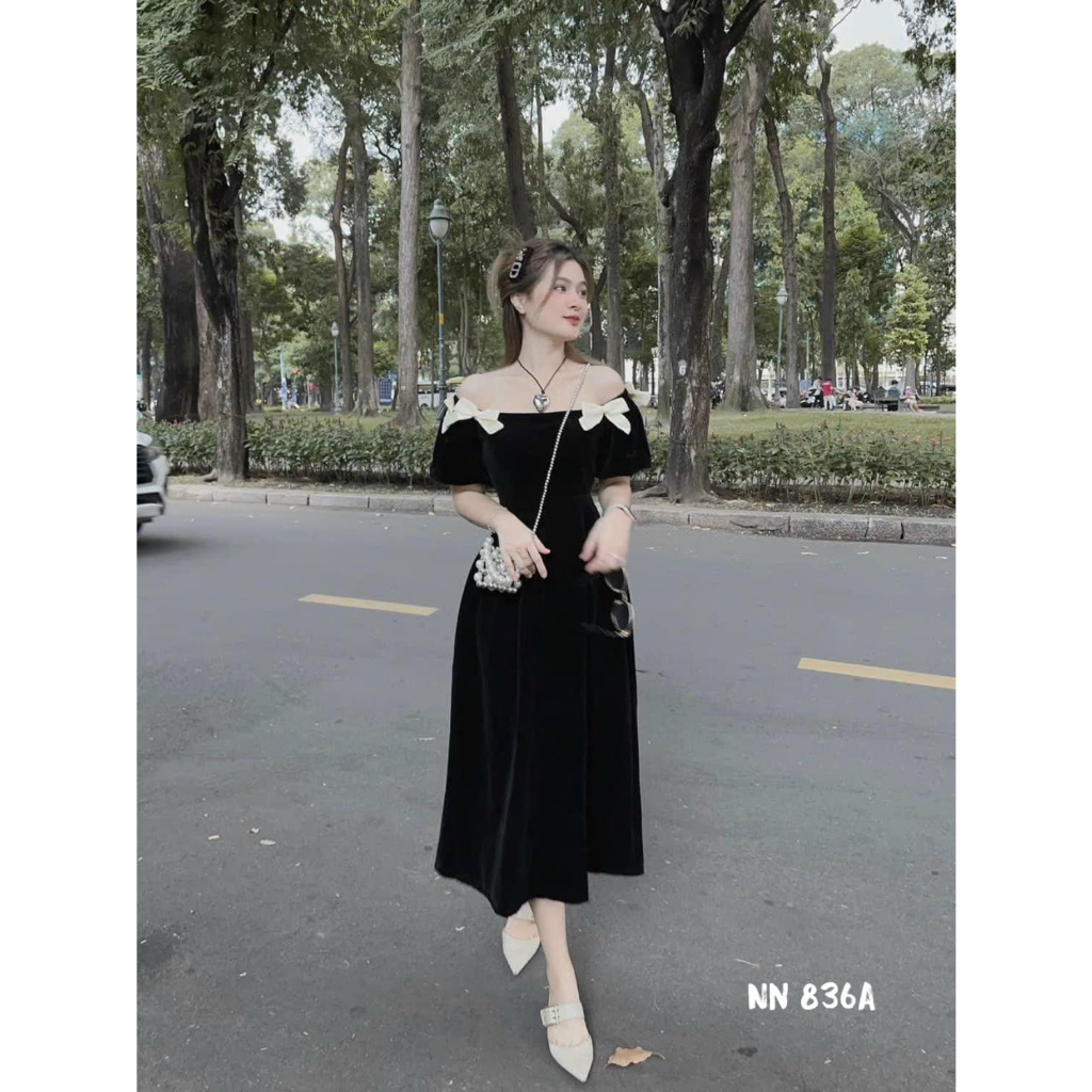 Váy nhung trễ vai đính nơ dáng dài 2 lớp khóa sau