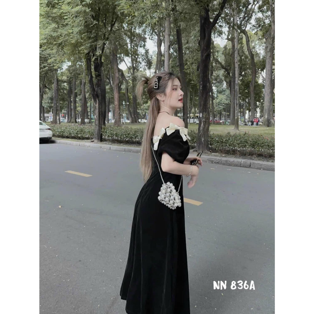 Váy nhung trễ vai đính nơ dáng dài 2 lớp khóa sau