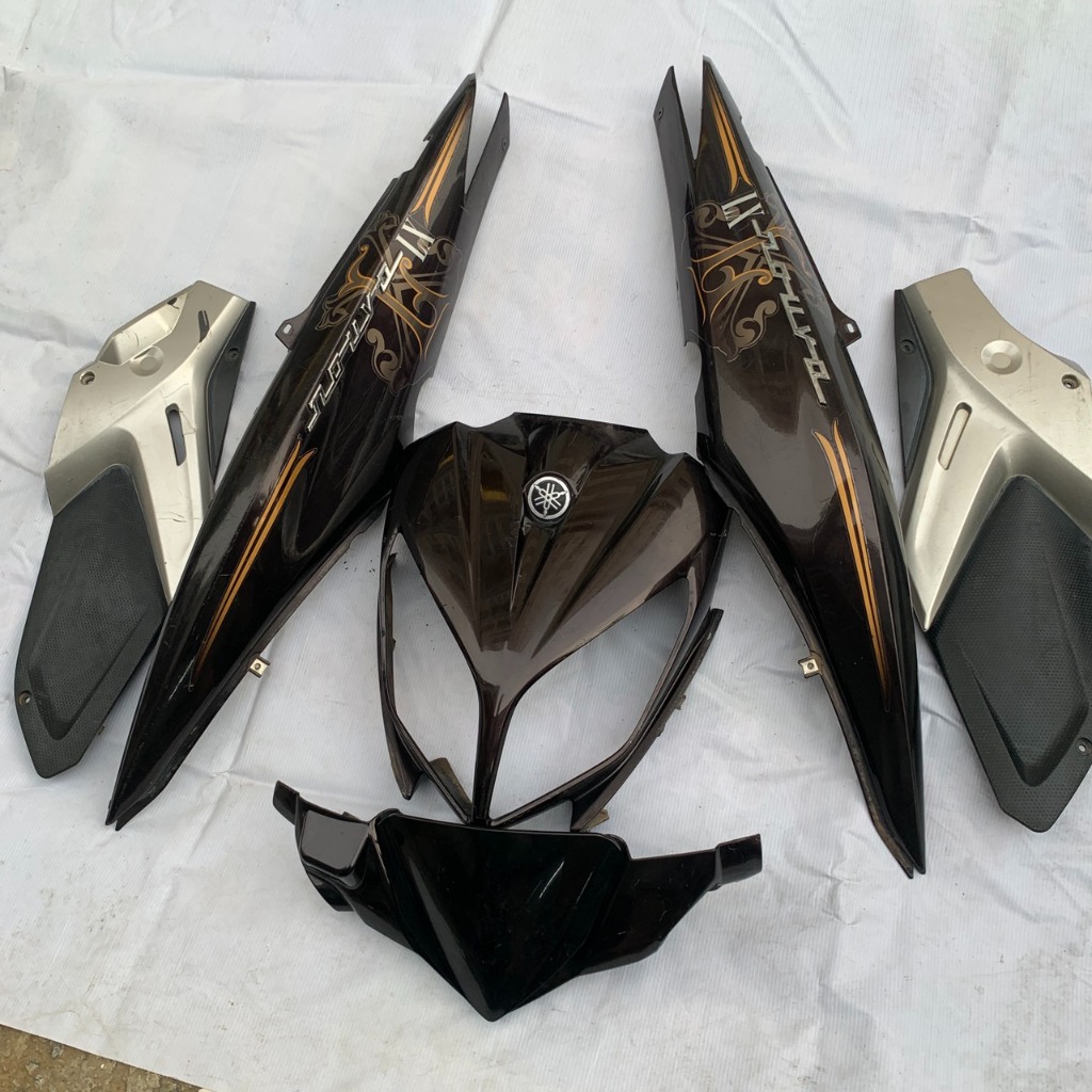 YAMAHA - DÀN ÁO 6 MÓN NOUVO 4 LX MÀU NÂU, HÀNG ZIN CHÍNH HÃNG MỚI 95% (HÀNG THÁO XE)