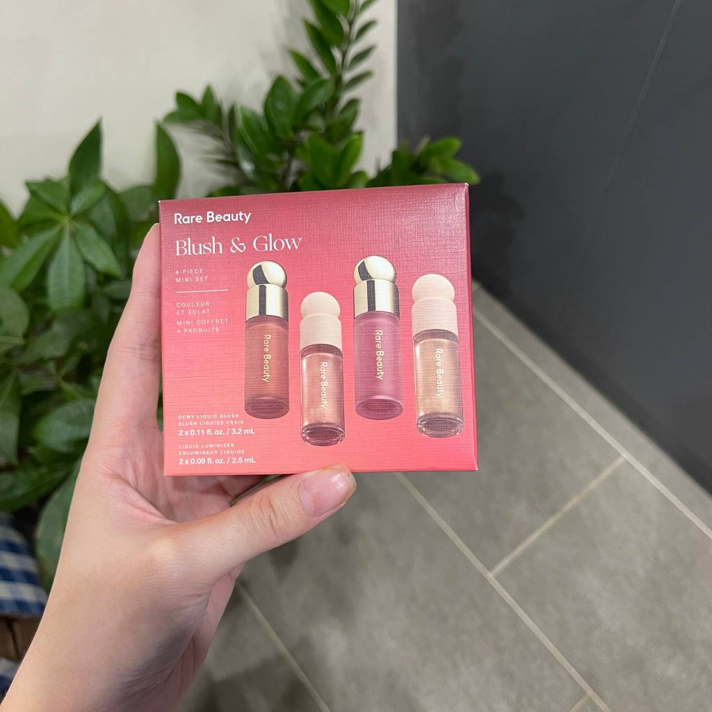 Set 4 món má hồng và highlight mini Rare Beauty