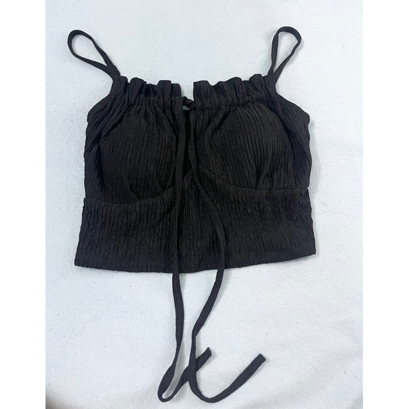 Áo croptop dây màu đen chất dày có lót mút ngực siêu sexy mới 98% - thanh lý pass áo 2hand