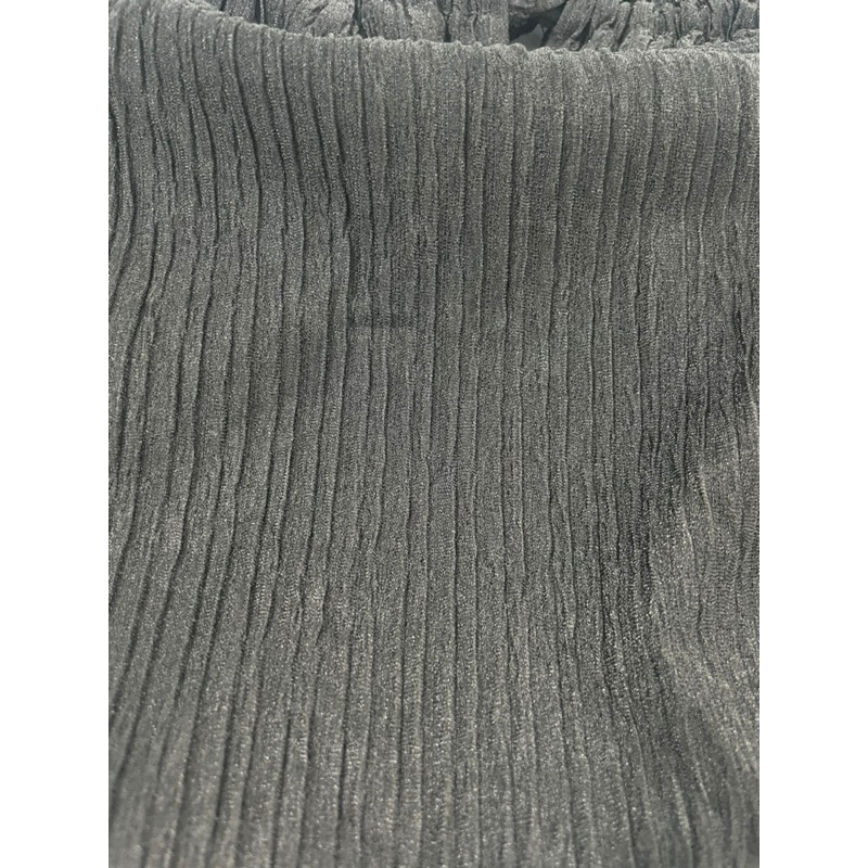 Áo croptop dây màu đen chất dày có lót mút ngực siêu sexy mới 98% - thanh lý pass áo 2hand