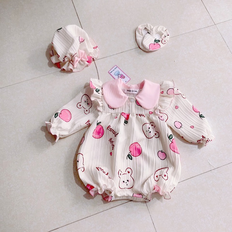 Body Tay Dài Hoạ Tiết Táo Hồng 𝐍𝐇𝐈́𝐌 𝐗𝐔̀ 𝐊𝐈𝐃𝐒 Cho Bé Gái Sơ Sinh, Đầy Tháng, Thôi Nôi, Sinh Nhật B007