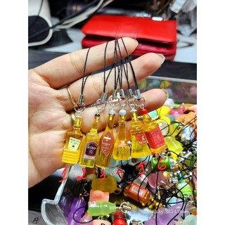 móc khóa chai nước dễ thương