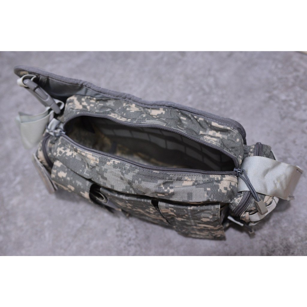 Túi đeo chéo nam thời trang tac.ti.cal 511 bail out bag