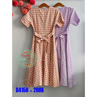 Đầm caro xòe nhẹ buộc dây