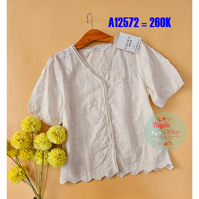 Áo sơ mi xô ren nổi cổ V tay ngắn