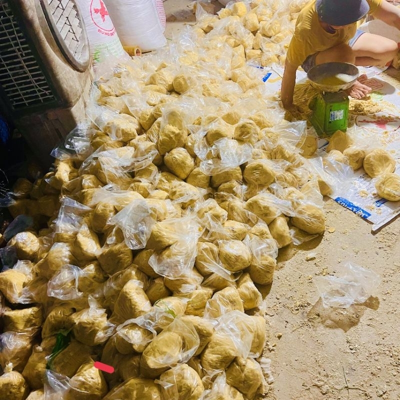 KHOAI Ủ CHUA với bơ, sữa.mùi chua,thơm. gói 500g. bao chuẩn. vàng rực. bảo hành 1 năm.