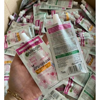 Gói dưỡng trắng da ban ngày Garnier Thái Lan