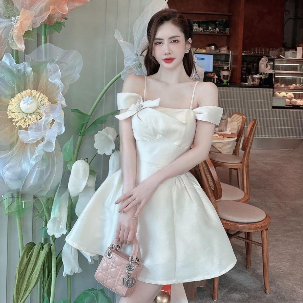Váy dự tiệc tafta hai dây rớt vai đính nơ, váy dự tiệc sang chảnh nữ tính | BigBuy360 - bigbuy360.vn