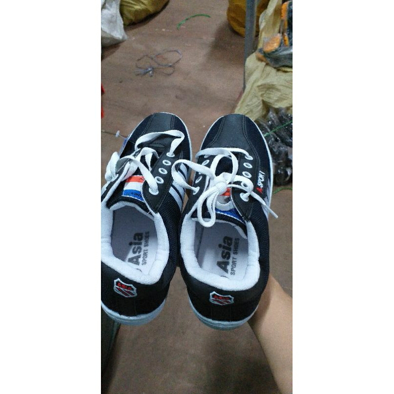Giầy asia.