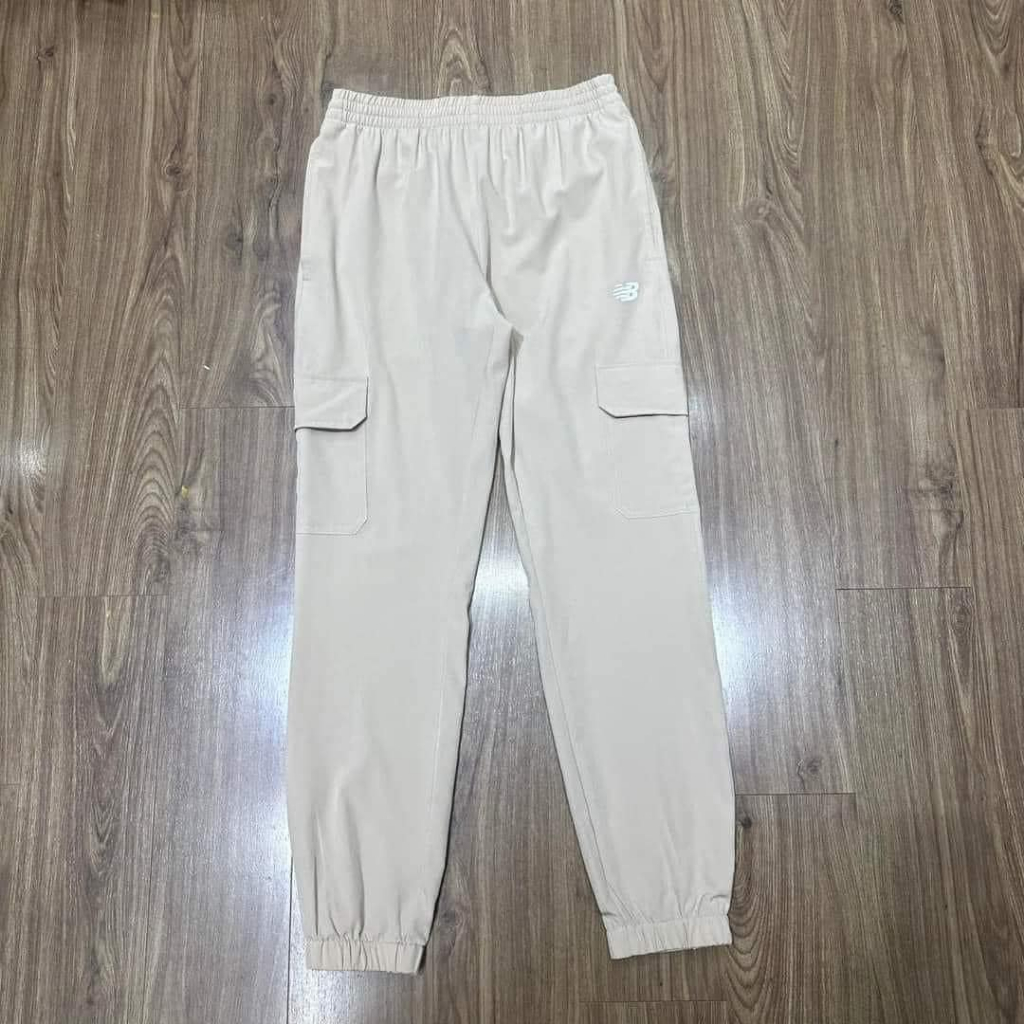 Quần jogger gió N.B