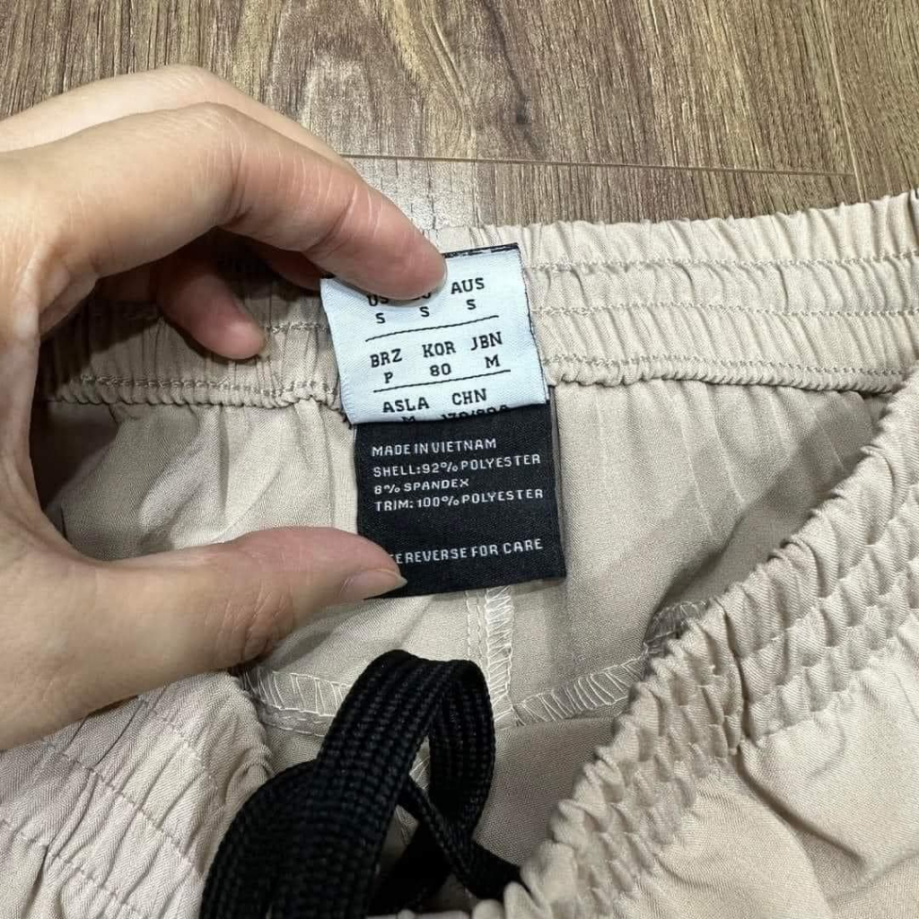 Quần jogger gió N.B