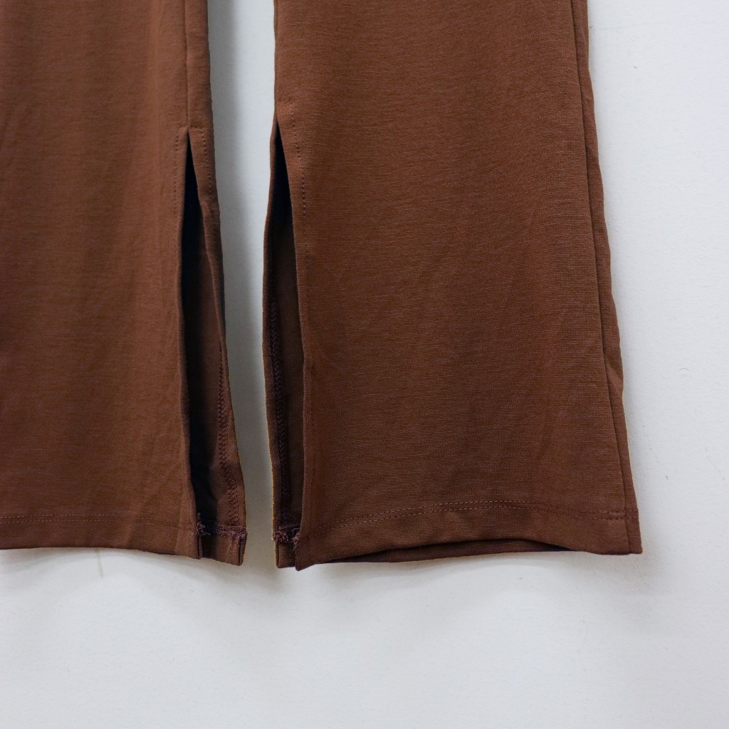 C0763 - 	Quần thun ống loe xẻ lai trơn