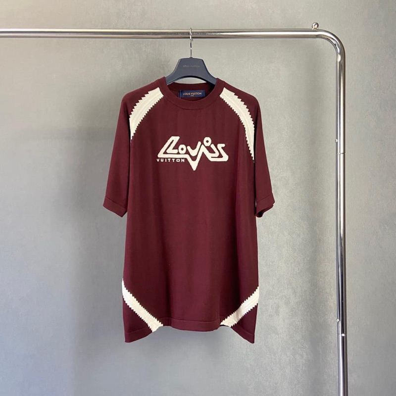 Áo phông len - Louis Vuitton - LV đỏ đô new SS2023