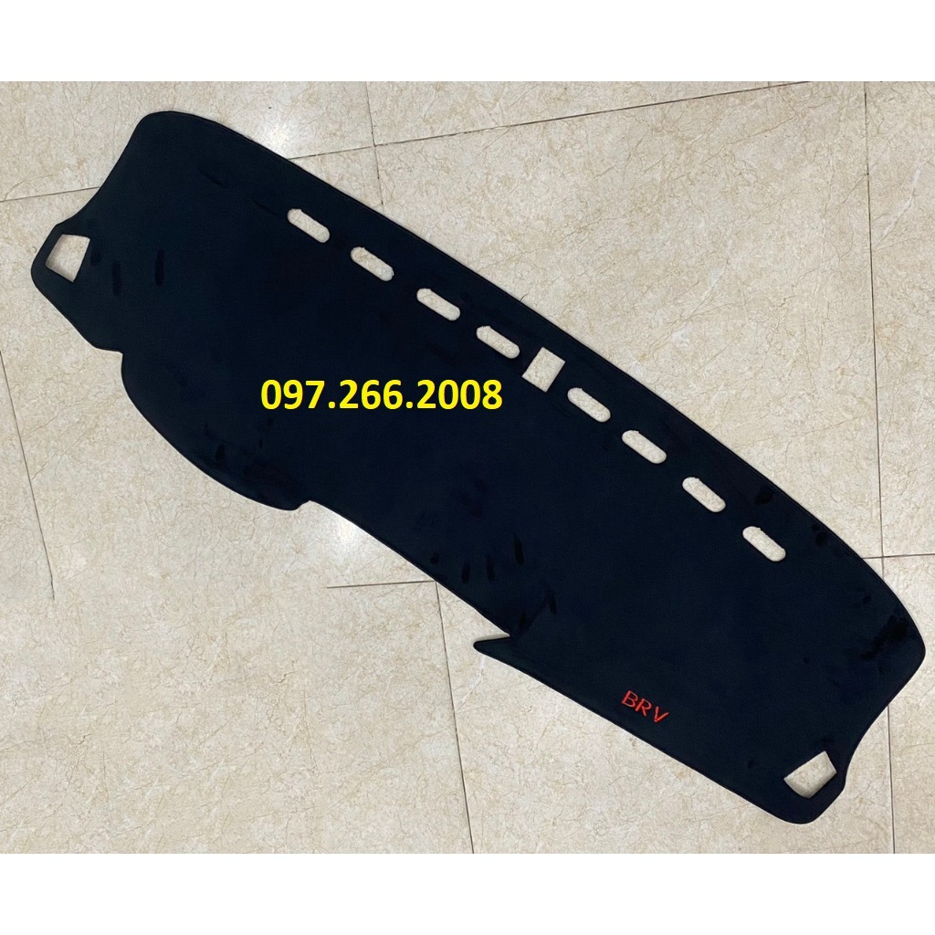 Thảm trải taplo xe Honda BRV 2023 2024 màu đen 3 lớp, chống nóng hiệu quả, có 2 loại nhung và da carbon