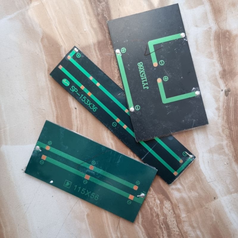 Tấm pin năng lượng mặt trời 5-7v 70ma - 130ma