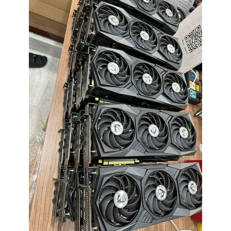 Card màn hình RTX 3070 GAMING X TRIO