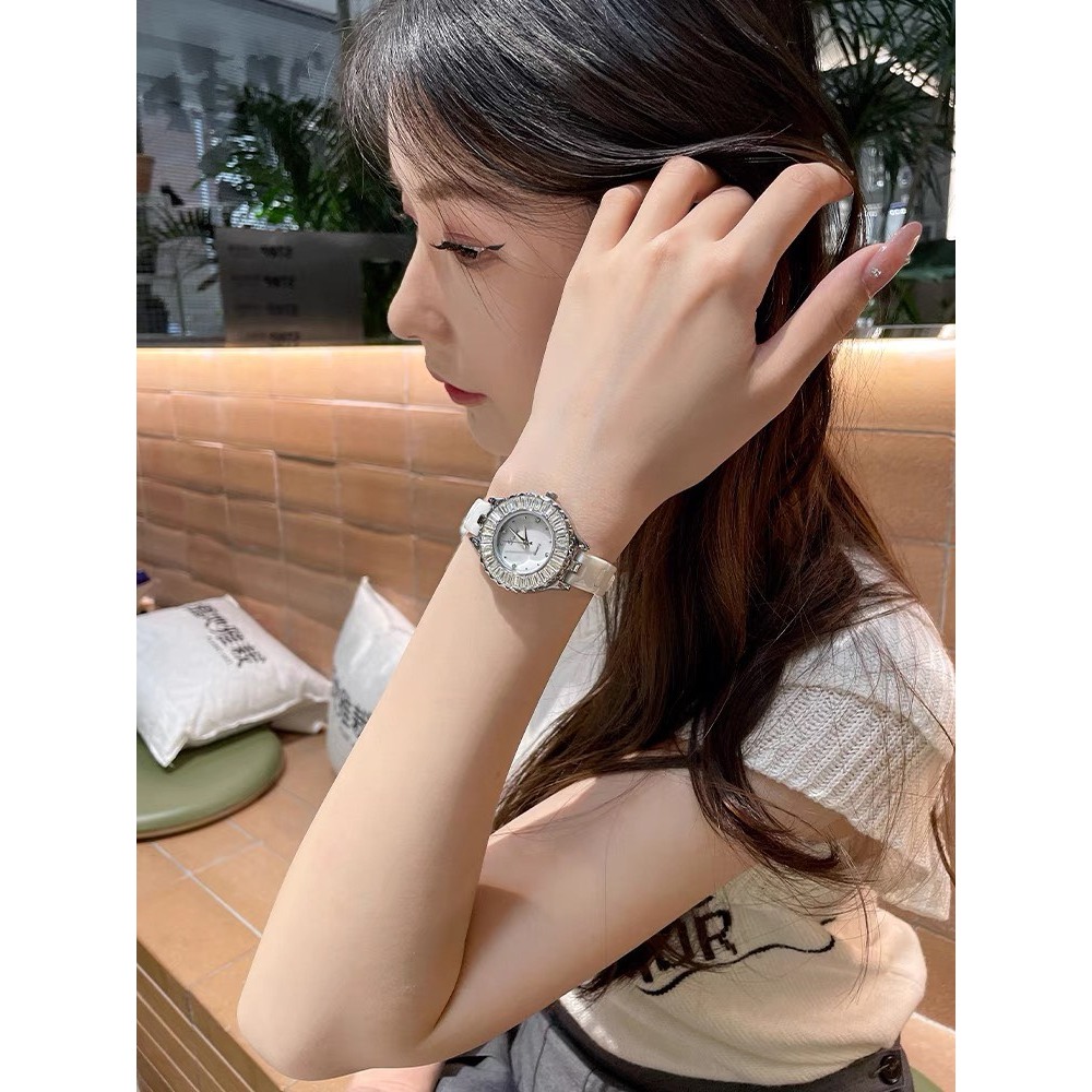 Đồng Hồ Nữ Chống Nước Chống Xước Dây Kim Loại Ceramic, Mặt Đính Đá Phong Cách DINIMI 77049 Hàng Chính Hãng- BH 6 Tháng