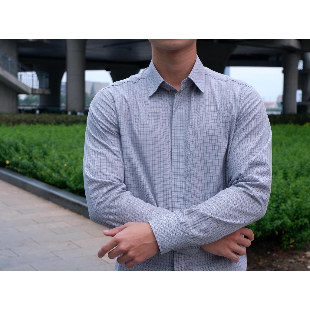 Áo sơ mi nam vải KATE MỊN NHẸ CHỐNG NHĂN, màu XÁM Caro không túi, dài tay BetterNick