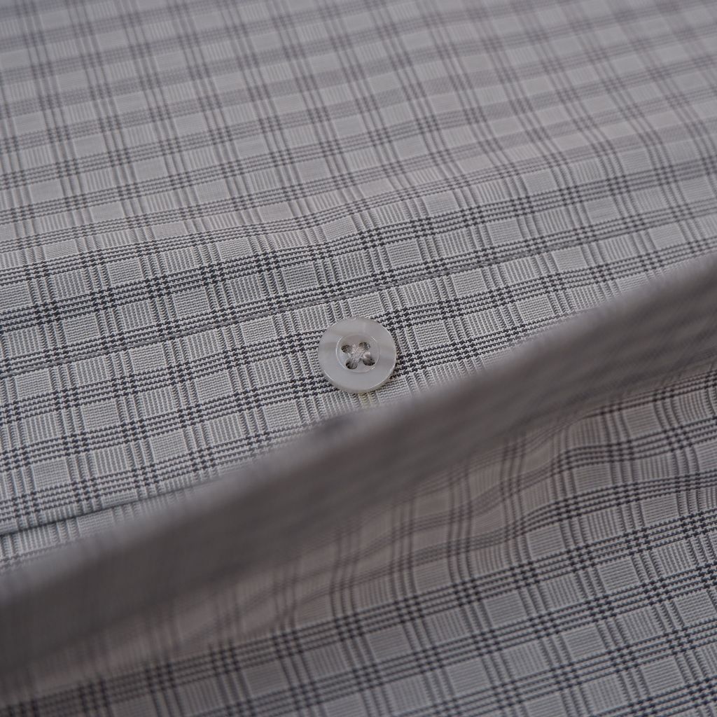 Áo sơ mi nam vải KATE MỊN NHẸ CHỐNG NHĂN, màu XÁM Caro không túi, dài tay BetterNick