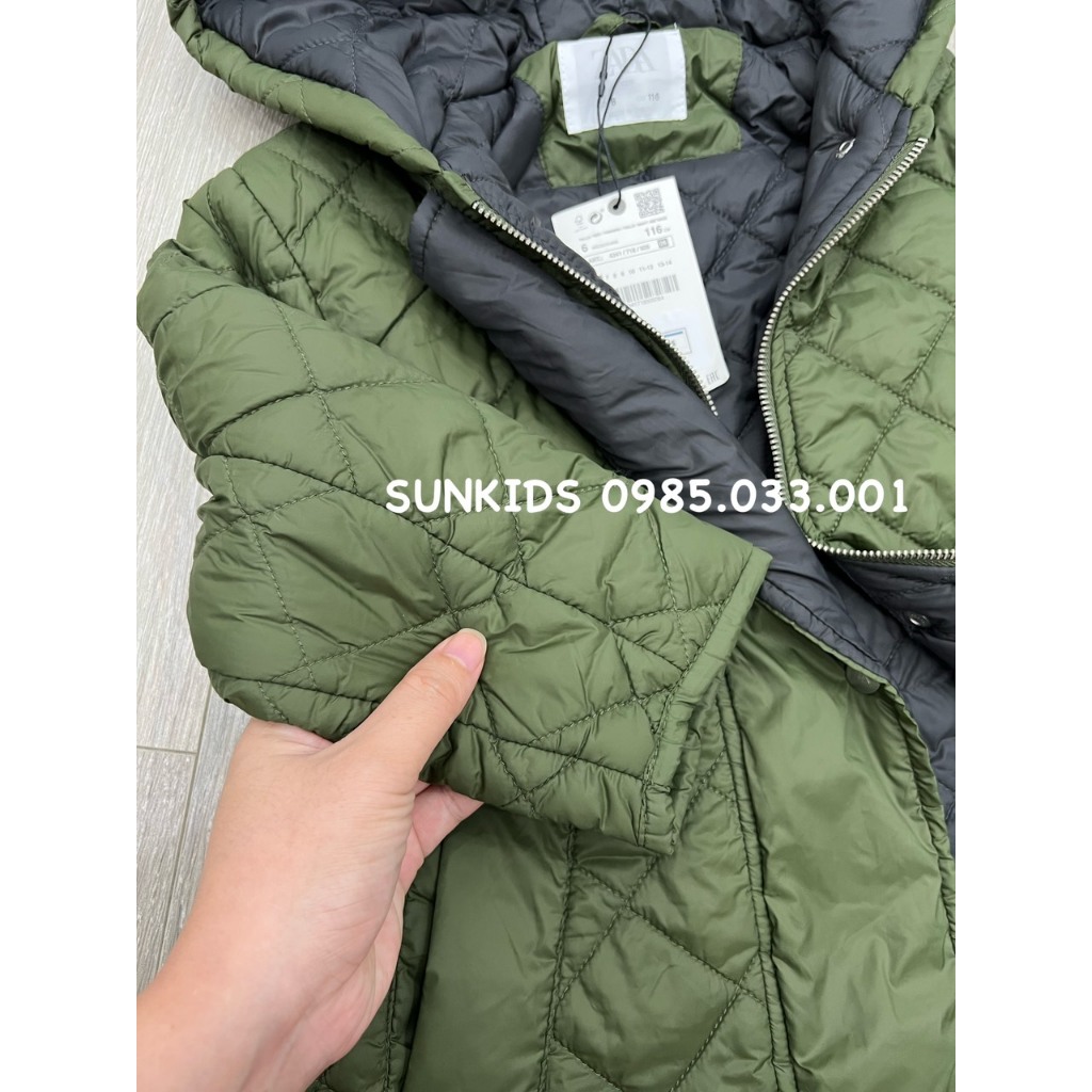 Áo khoác phao chần trám xanh rêu dáng dài