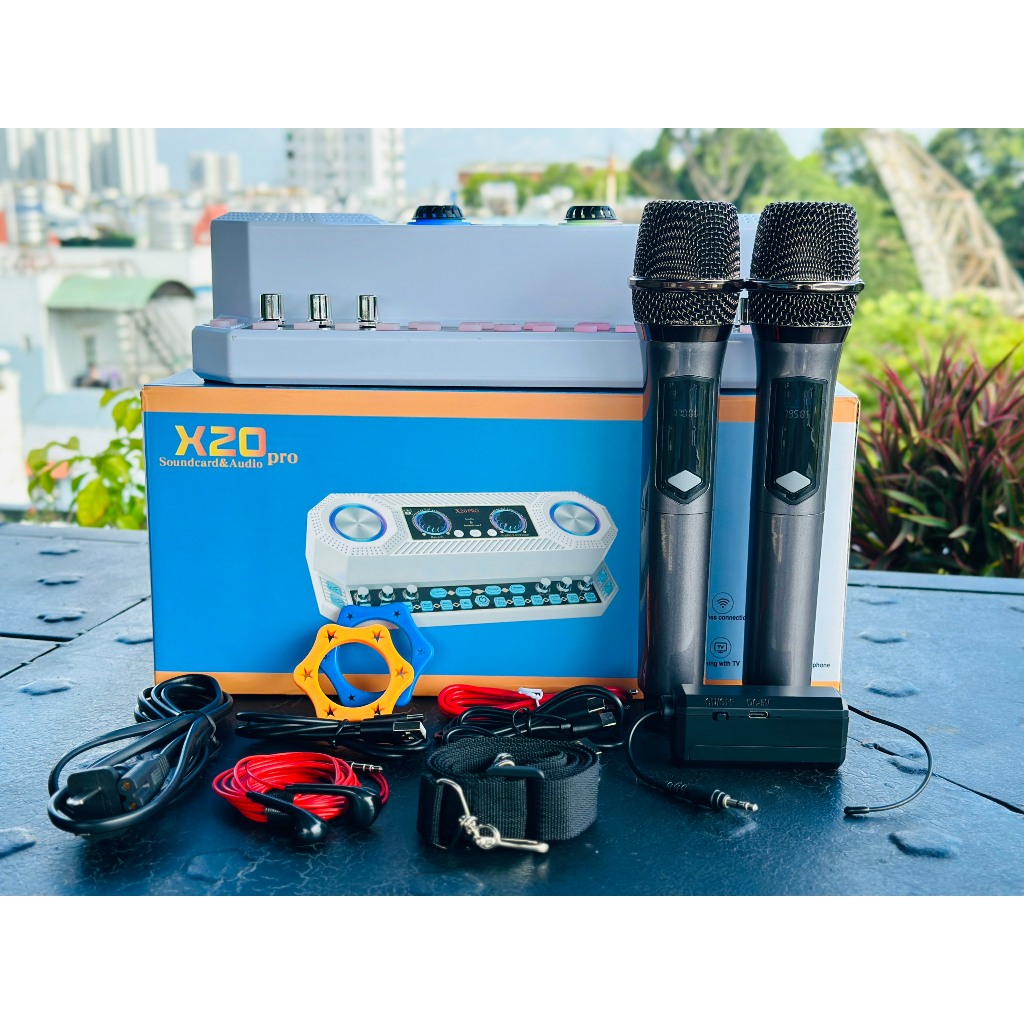 Bộ hát live thu âm X20 PRO karaoke kèm loa tích hợp soundcard và micro. Sử dụng trong các phòng hát nhỏ, liên hoan,...