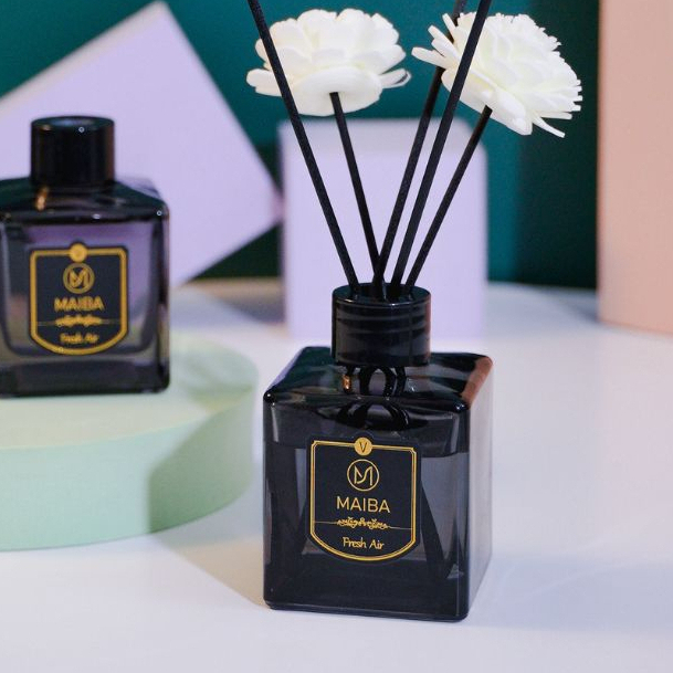 Tinh Dầu Thơm Phòng MAIBA Hương Tự Nhiên Đen Hoa 150ml