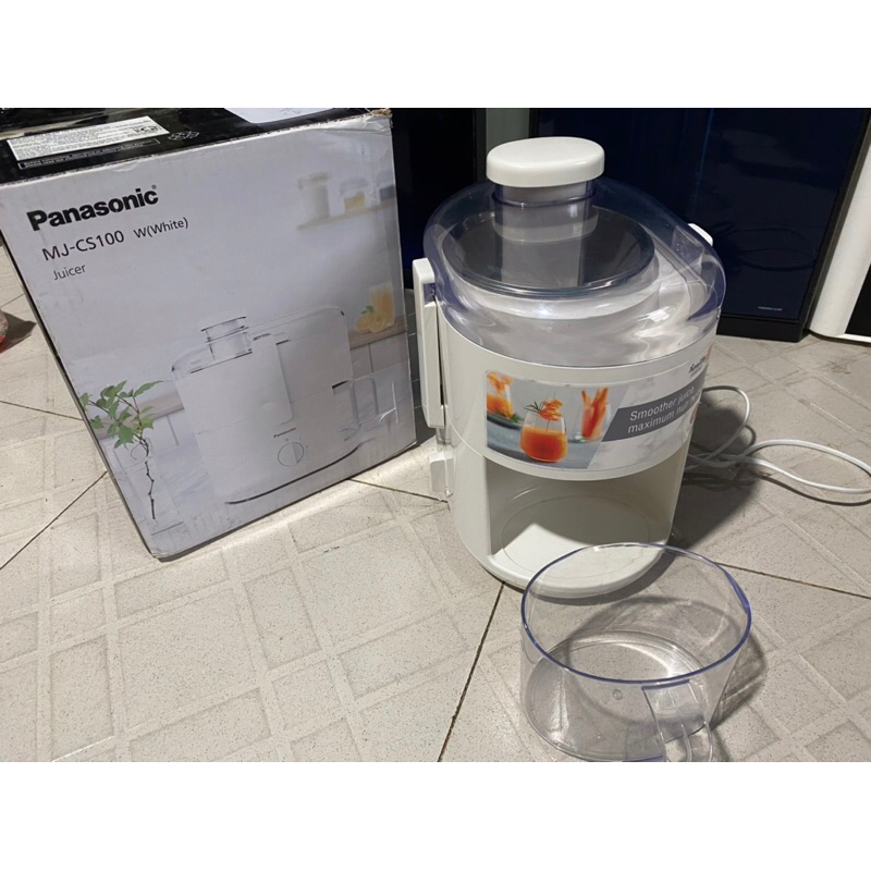 Máy ép trái cây Panasonic MJ-CS100WRA