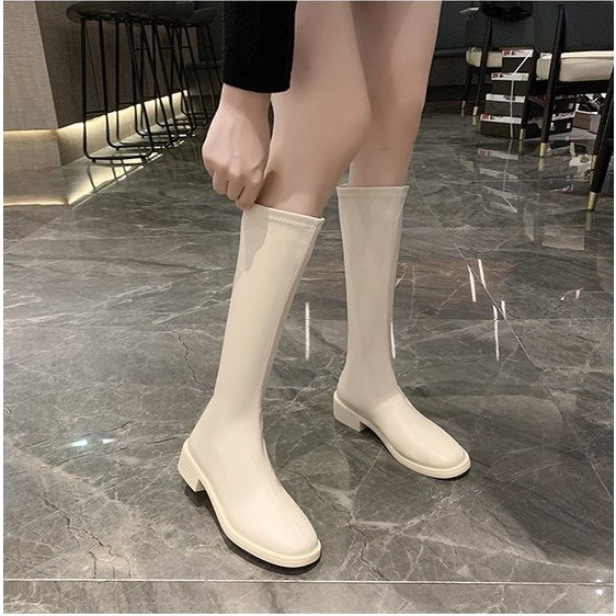 Bốt nữ thời trang IGGY Đế cao 3cm mã 258